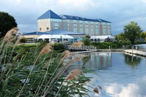 Hotels, Motels & Resorts Hotels, Motels & Resorts